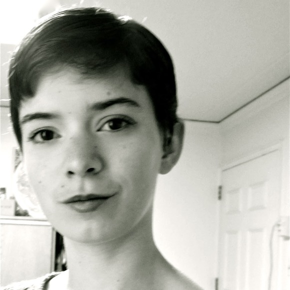 Meet your Posher, Anne - Picture 1 of 1